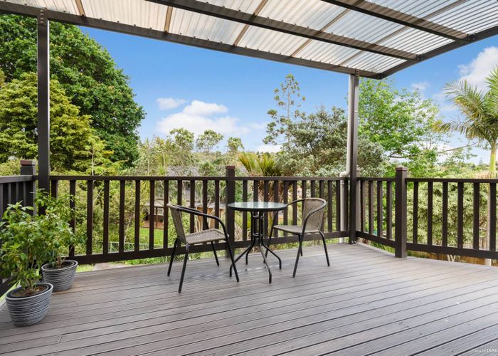  at 20 Dolbear Street, Titirangi, Auckland
