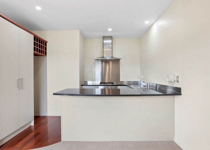  at 3 Henry Partington Place, Greenhithe, Auckland