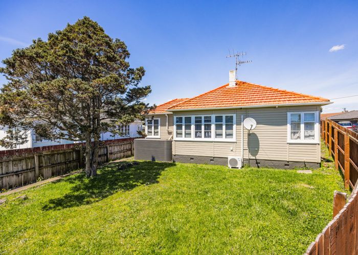 at 14 Jessop Street, Mount Roskill, Auckland City, Auckland