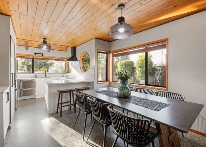  at 6 Sandford Place, Chartwell, Hamilton, Waikato