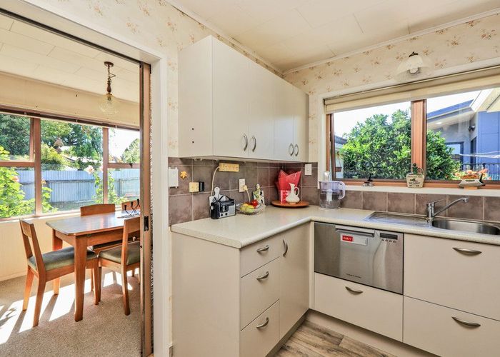  at 58C Napier Road, Havelock North