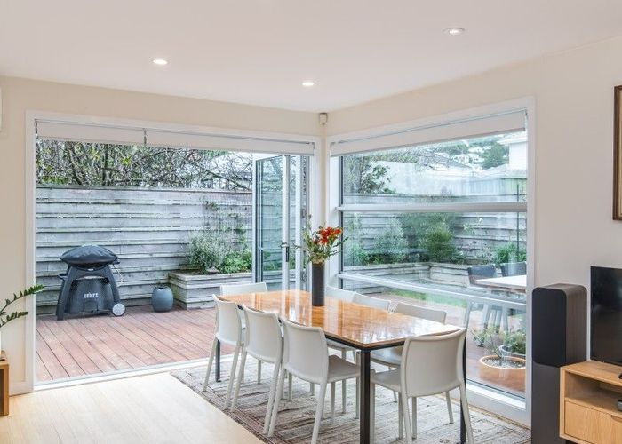  at 158a Onepu Rd, Lyall Bay, Wellington, Wellington