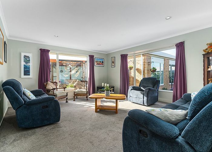  at 32 Bella Rosa Drive, Hei Hei, Christchurch