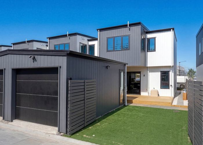  at 87 Wavecrest Lane, Hobsonville, Waitakere City, Auckland