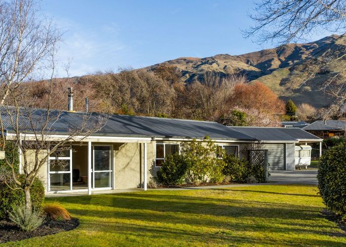  at 7 Larch Place, Wanaka, Wanaka, Otago