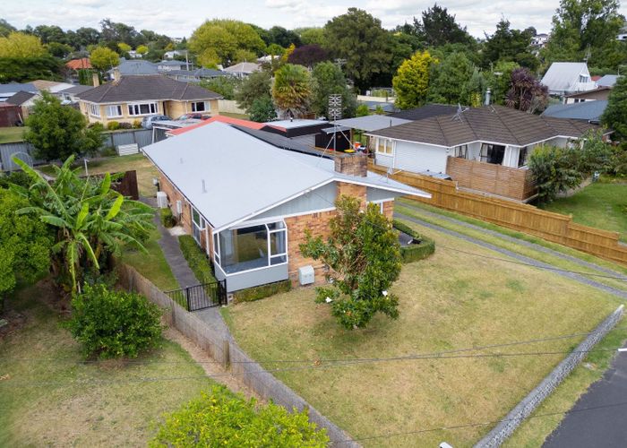 at 9 Frederick Drive, Dinsdale, Hamilton