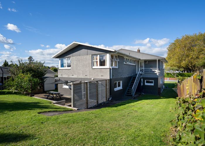  at 17 Scott Street, Leamington, Cambridge