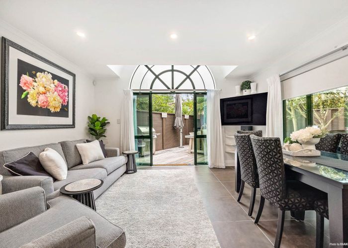  at 105B Beach Road, Mellons Bay, Manukau City, Auckland