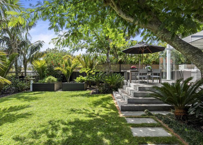  at 20 Kohia Terrace, Epsom, Auckland