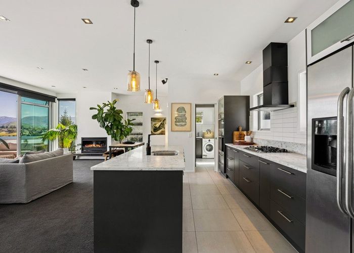  at 18A Loop Road, Kelvin Heights, Queenstown-Lakes, Otago