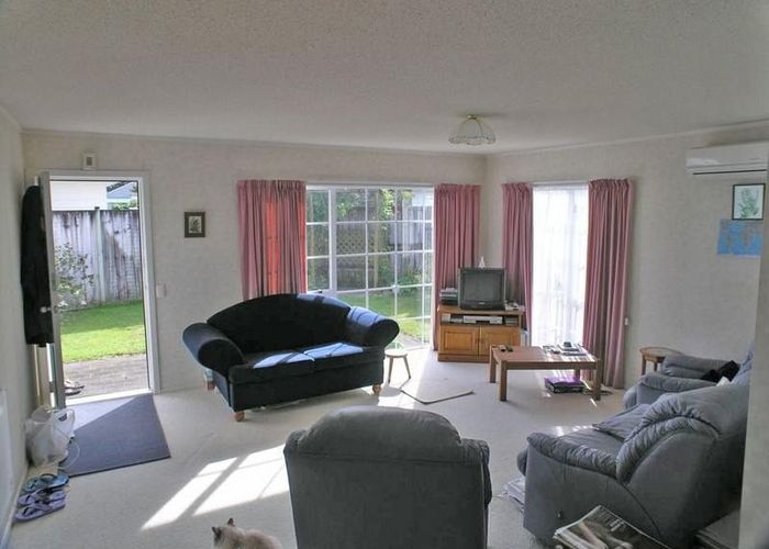  at 10/169 Whites Line East, Waiwhetu, Lower Hutt, Wellington