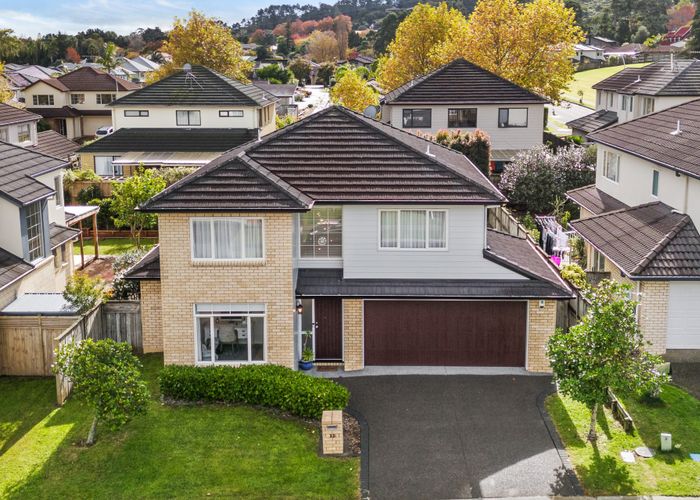  at 22 Silverwood Drive, Flat Bush, Auckland