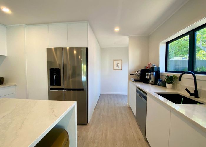  at 58H Barrack Road, Mount Wellington, Auckland
