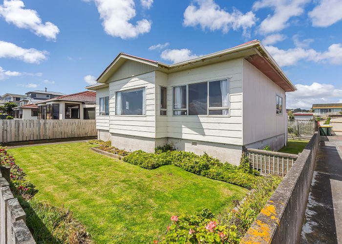  at 12 Beach Road, Titahi Bay, Porirua