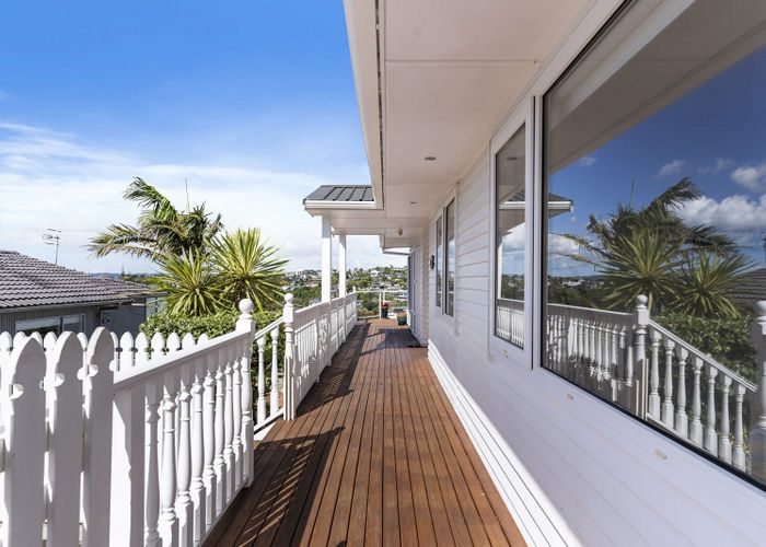  at 1/7 Colmar Road, Mellons Bay, Manukau City, Auckland