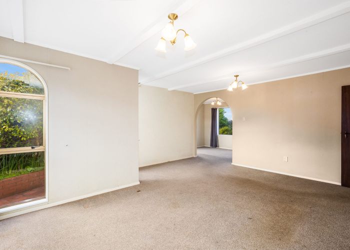  at 19 Discovery Drive, Whitby, Porirua