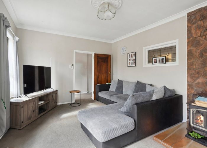  at 414 Stokes Valley Road, Stokes Valley, Lower Hutt