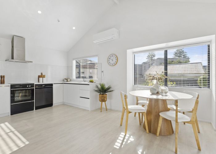  at 5A Hattaway Avenue, Bucklands Beach, Manukau City, Auckland