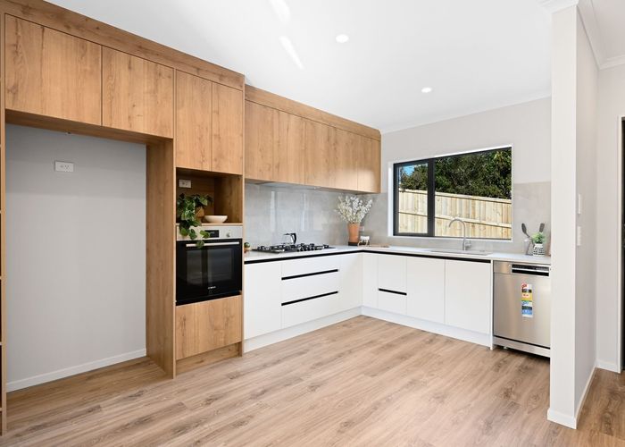  at 78 Forest Lake Rd, Forest Lake, Hamilton, Waikato