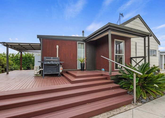  at 111 Windermere Drive, Poike, Tauranga, Bay Of Plenty