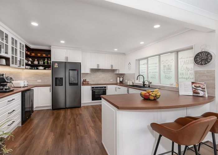 at 35 Picasso Drive, West Harbour, Auckland