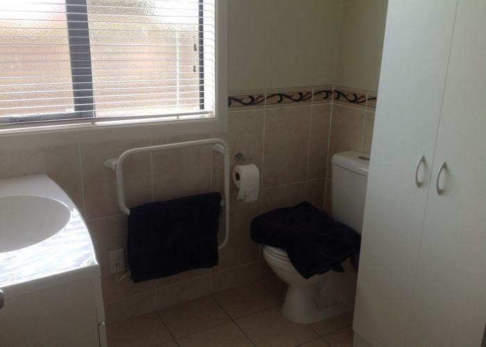  at 25A Toomer Place, Beachlands, Manukau City, Auckland