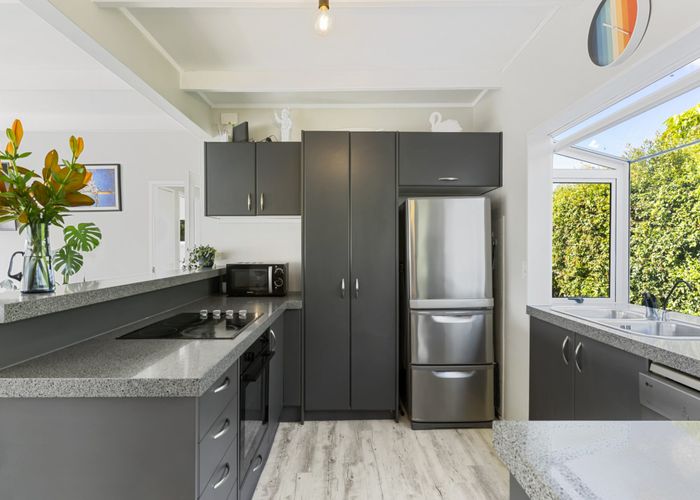  at 5/18 Bevyn Street, Castor Bay, Auckland