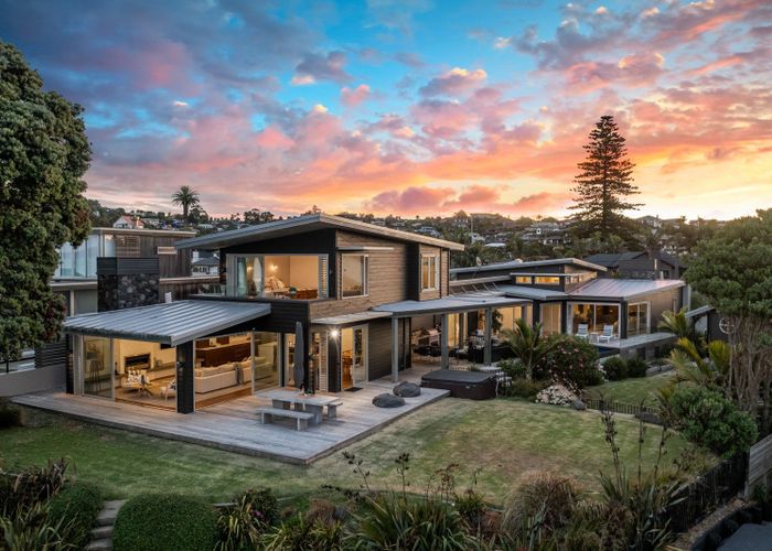  at 4b and 6 Marellen Drive, Red Beach, Rodney, Auckland