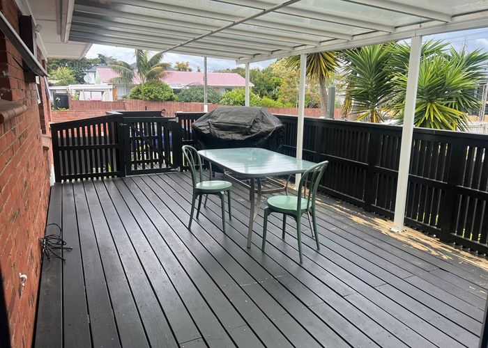  at 15 Rothery Road, Hillpark, Auckland