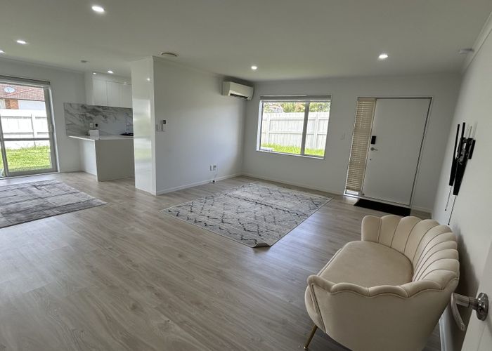  at 1 Orbit Place, Flat Bush, Manukau City, Auckland