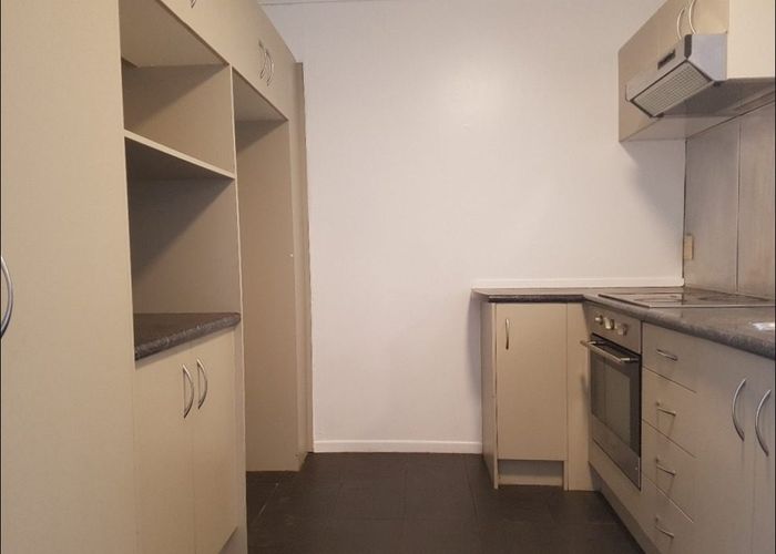 at 6 O'Connell Street, Manurewa, Manukau City, Auckland