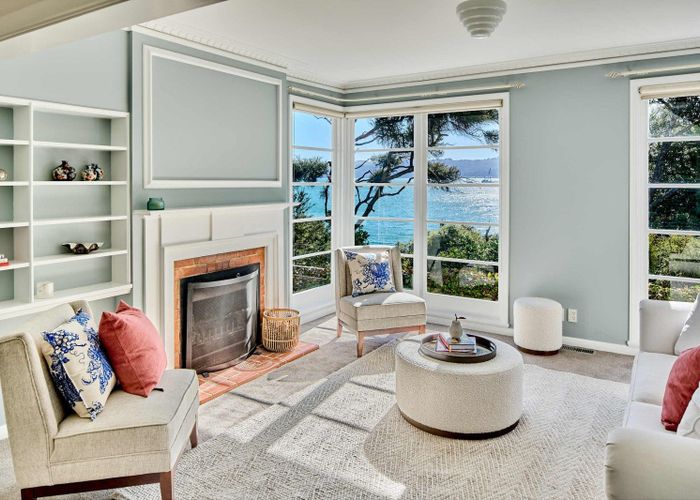  at 2 Mahina Road, Mahina Bay, Lower Hutt