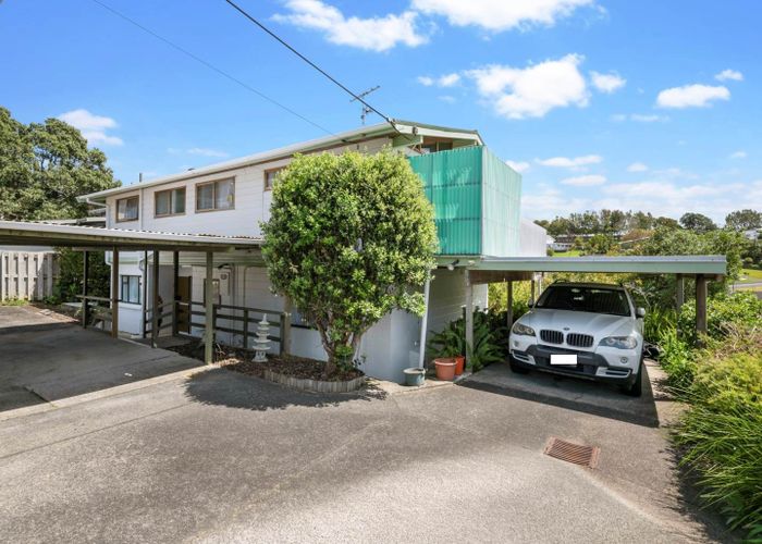  at 2/442 Beach Rd, Murrays Bay, North Shore City, Auckland