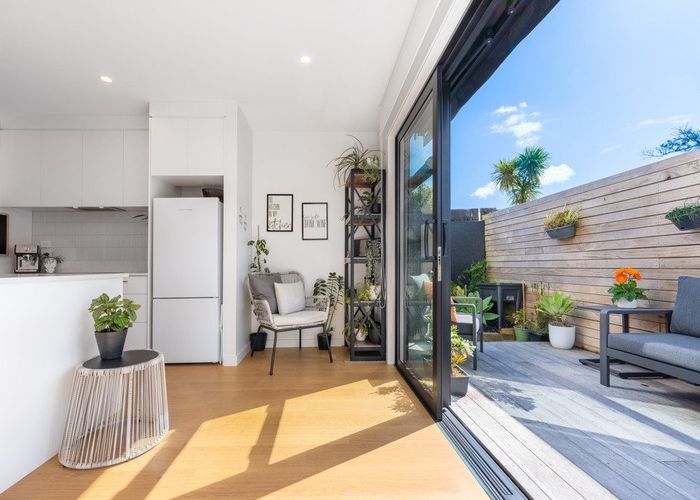  at 63D Neil Avenue, Te Atatu Peninsula, Waitakere City, Auckland