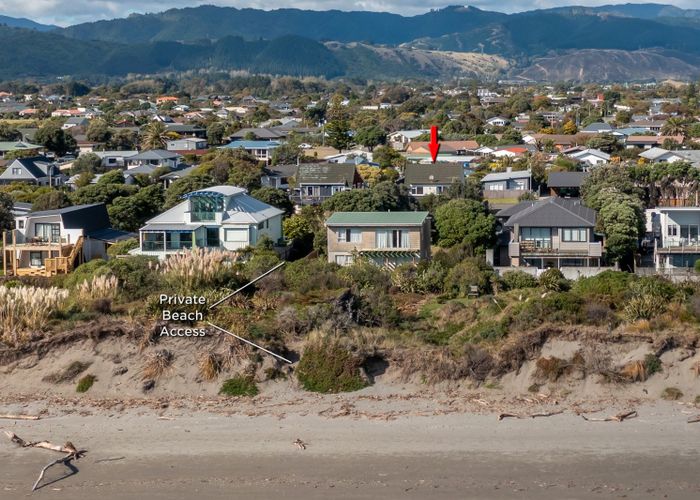  at 241 Manly Street, Paraparaumu Beach, Paraparaumu