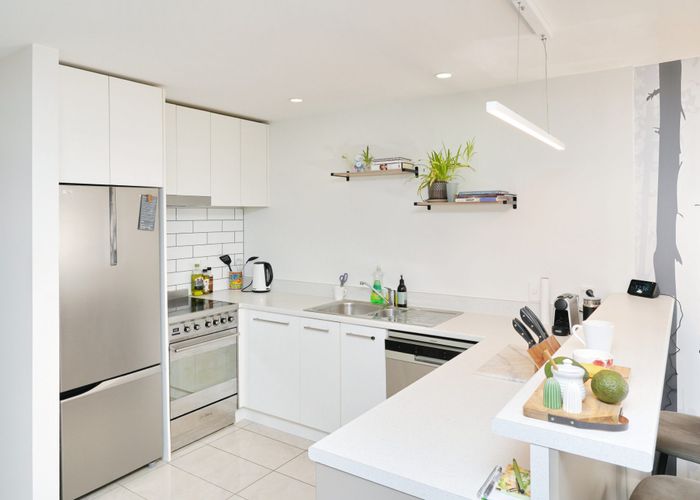  at 8/27 Darvel Street, Riccarton, Christchurch City, Canterbury