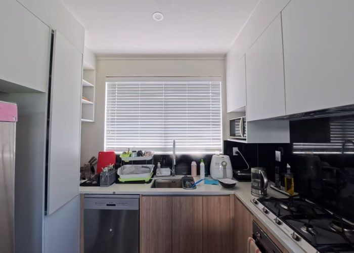  at 11 Pihoihoi Place, Hobsonville, Waitakere City, Auckland