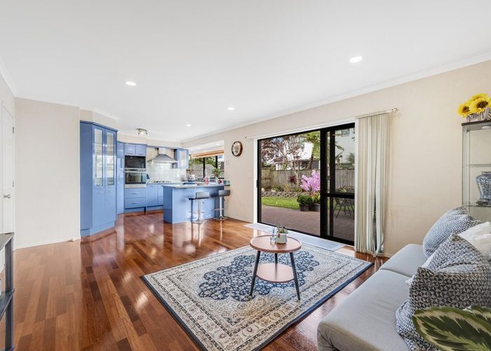  at 44 Thornbury Crescent, Dannemora, Manukau City, Auckland