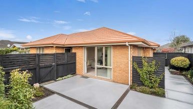  at 1/117 Yaldhurst Road, Sockburn, Christchurch