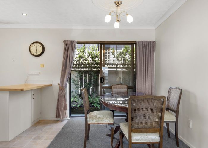  at 2A Johnston Place, Welcome Bay, Tauranga