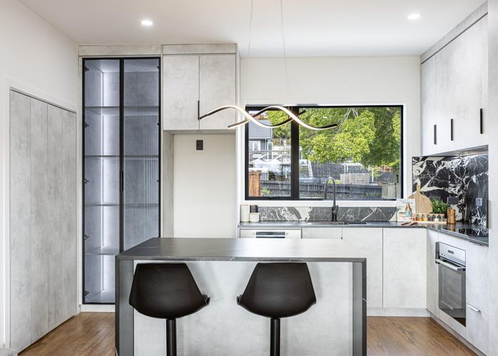  at 6/65 Stottholm Road, Titirangi, Waitakere City, Auckland