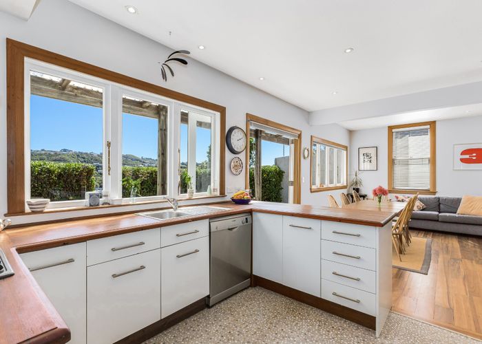  at 18 Mills Road, Brooklyn, Wellington, Wellington