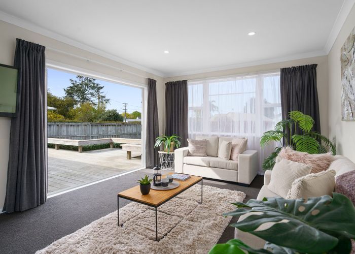  at 13 Browning Street, Leamington, Cambridge