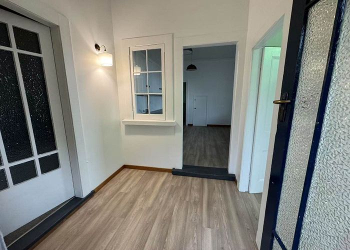  at 2/28 Woodward Road, Mount Albert, Auckland City, Auckland