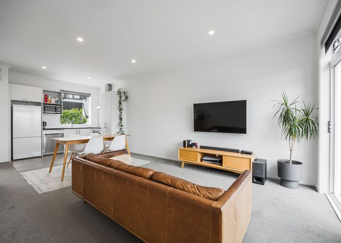  at 25 Marine Parade, Hobsonville, Waitakere City, Auckland