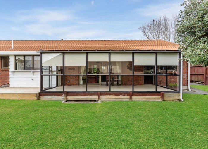  at 1/22 Westwell Road, Belmont, Auckland