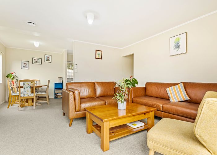  at 1/12 Styca Place, Sunnyvale, Auckland