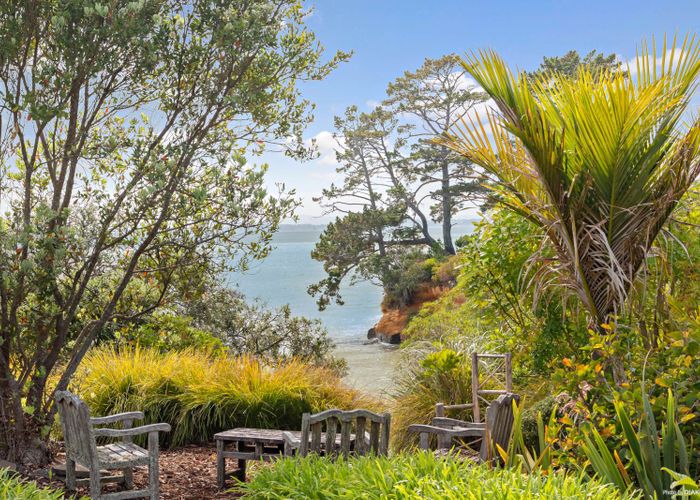  at 9 Tainui Road, Waiuku