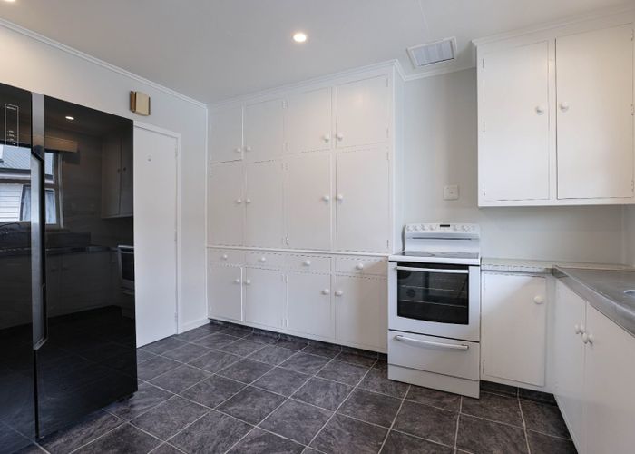  at 13 Oxford Street, Hampstead, Ashburton, Canterbury