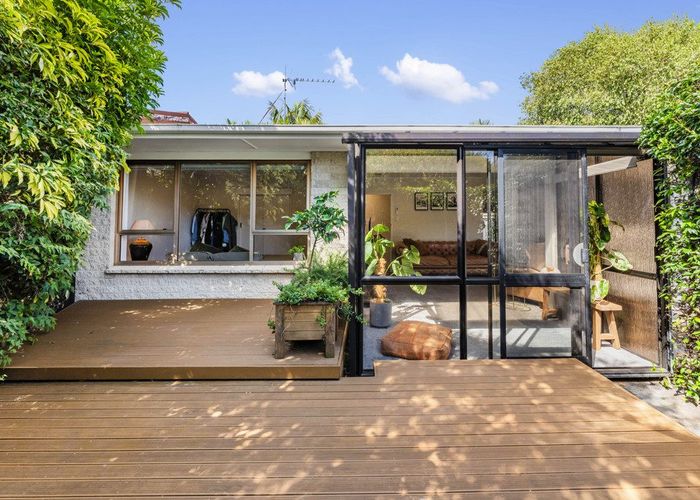  at 3/64 Buckley Road, Epsom, Auckland